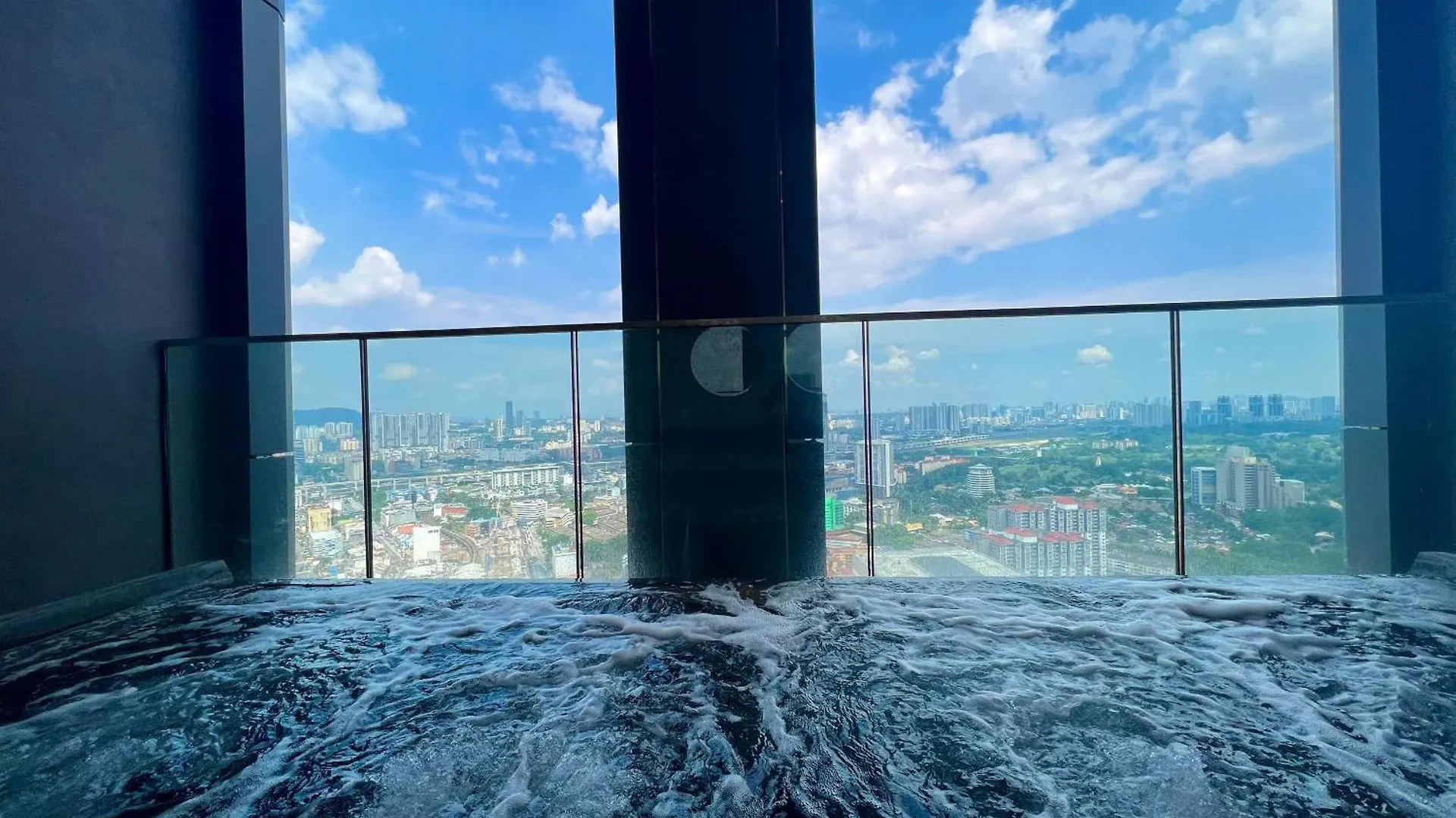 Lucentia Apartments Kuala Lumpur